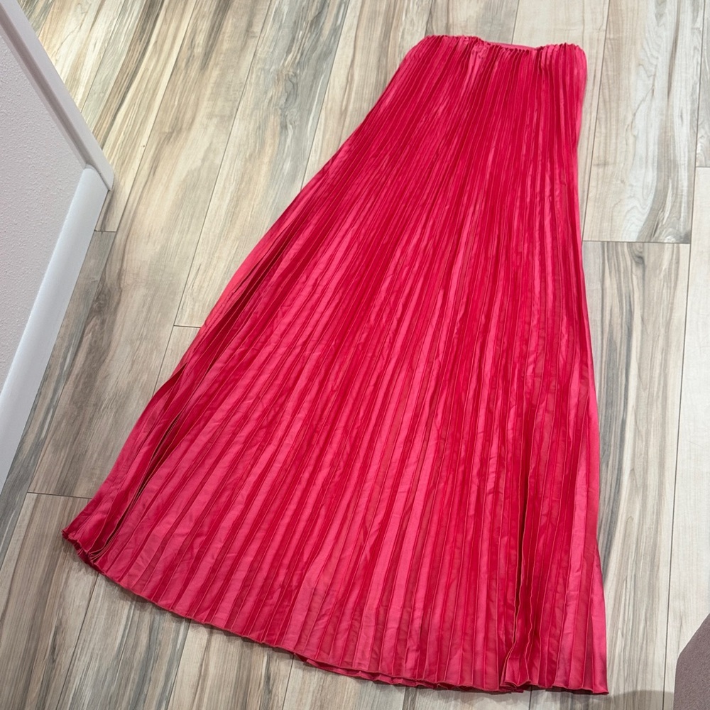 NWT Women’s Lulu’s Divian Hot Pink Ombre Pleated Swing Maxi Dress | Size Small |